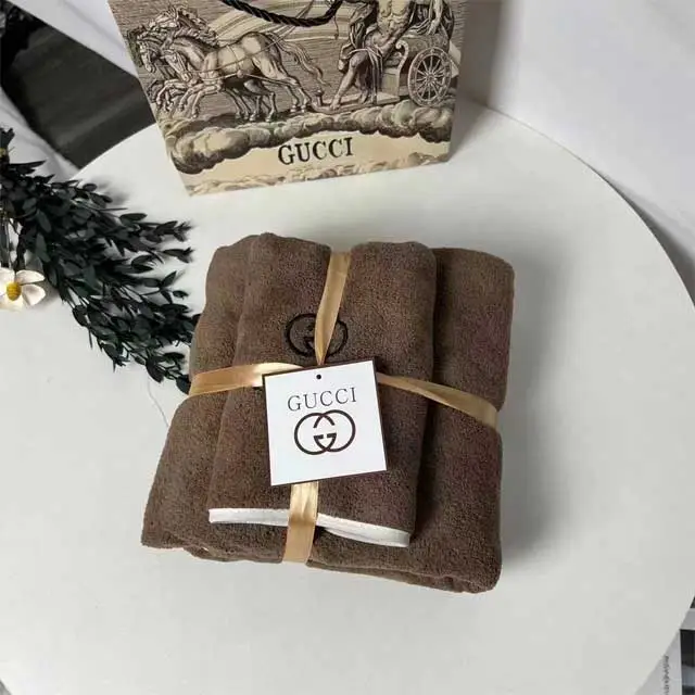Letter Design Beach Towel Set