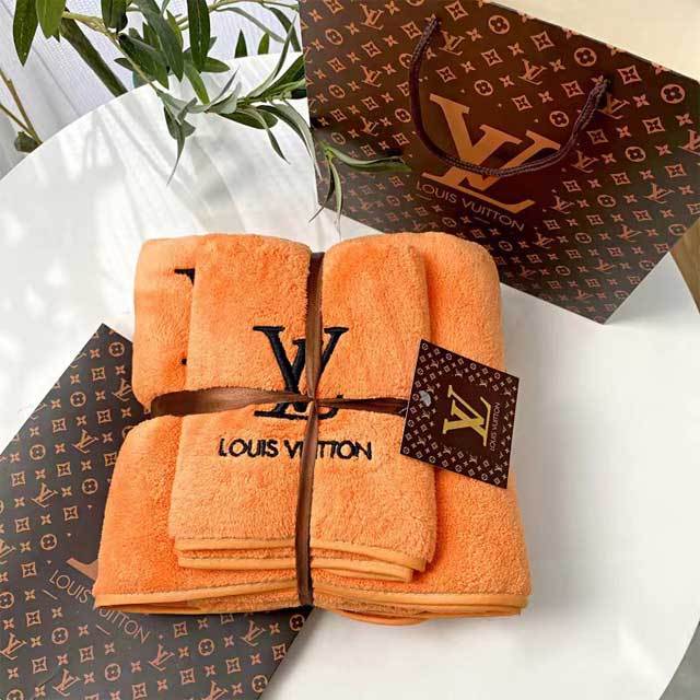 Fashion Design Coral Fleece Bath Towel Set