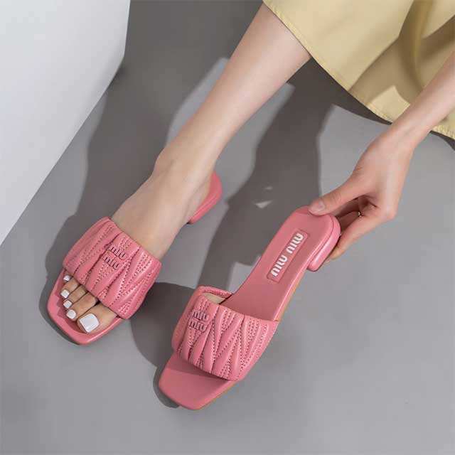 Elegant Ladies Solid Color Open Top Slides Shoes