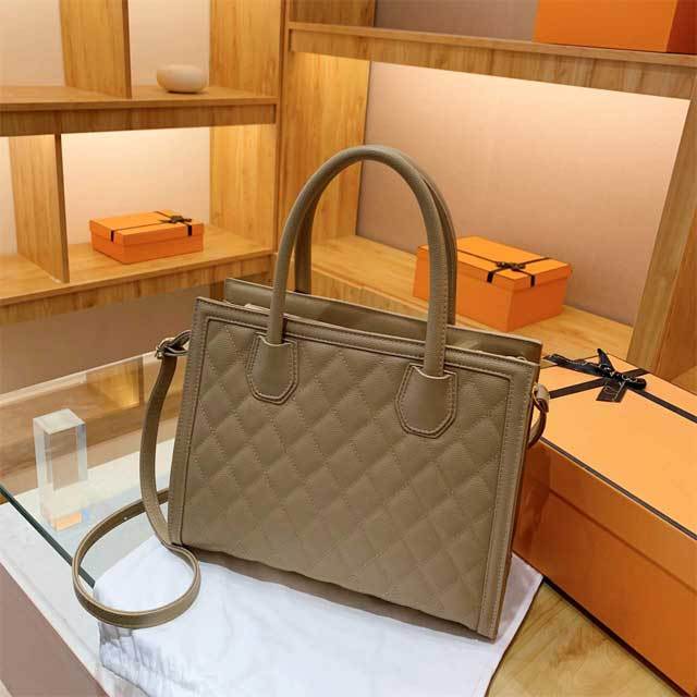 Street Fashion Zipper Leather Handbag