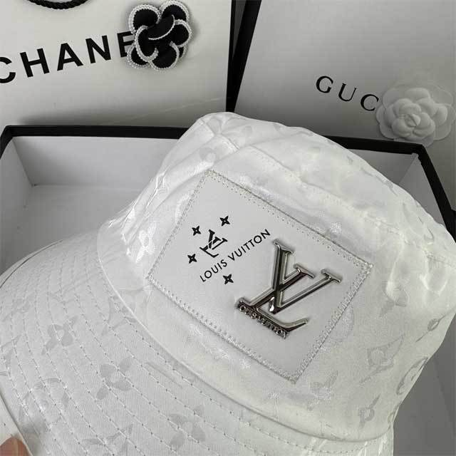 Metal Letter Fashion Bucket Hat