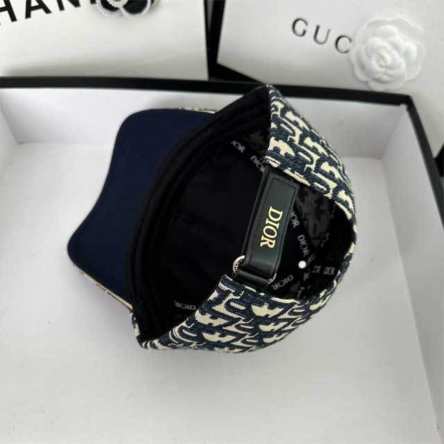 Embroidery Fashion Baseball Cap