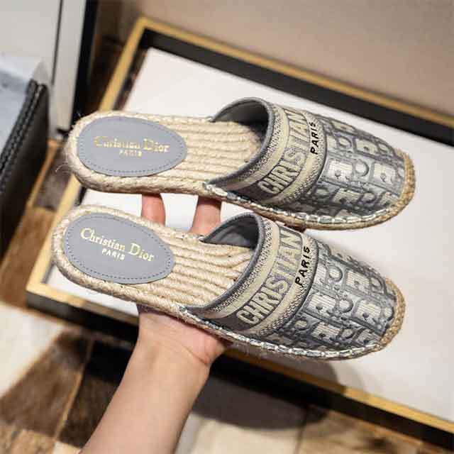 Alphabet Lazy Slip-on Semi-trail Shoes