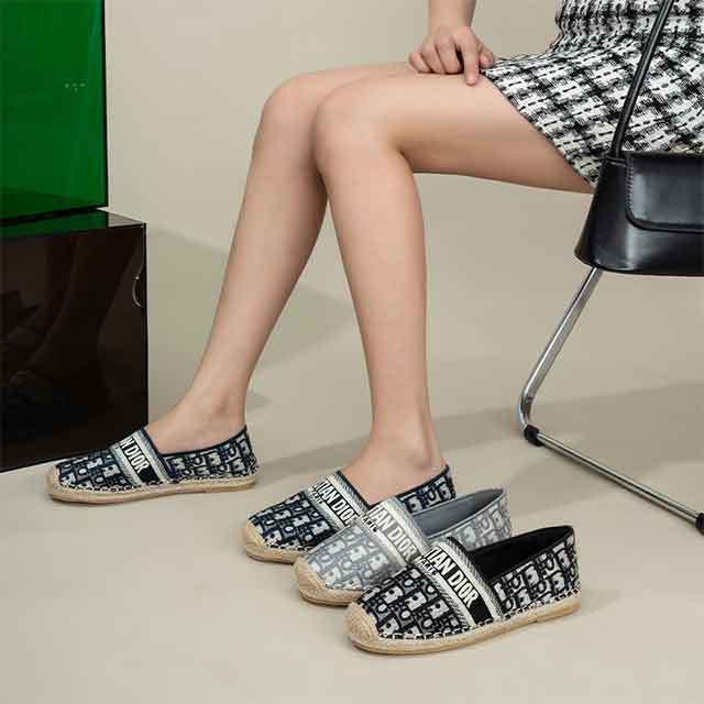 Embroidered Fisherman Shoes Retro Loafers