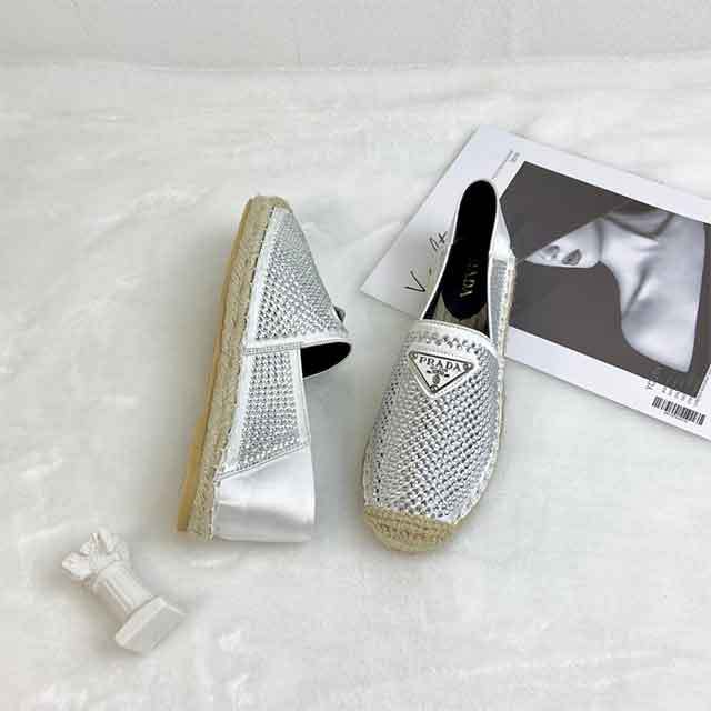 Hot Diamond Fisherman Shoes