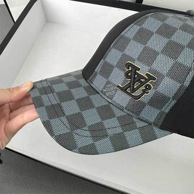 Fashion Plaid Print Baseball Cap