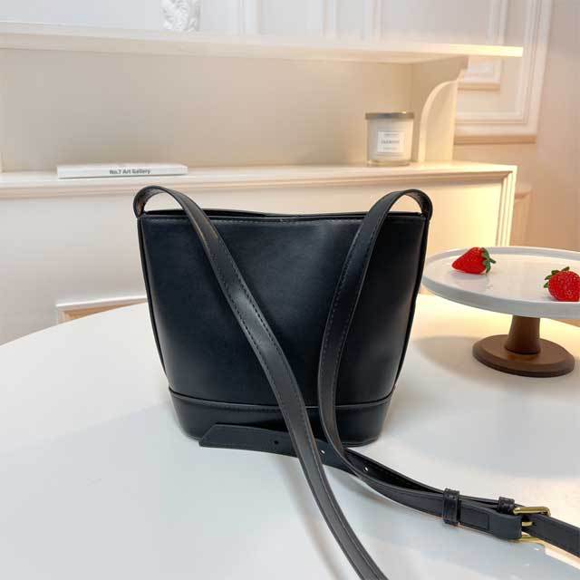 Leather Embroidery Crossbody Bag