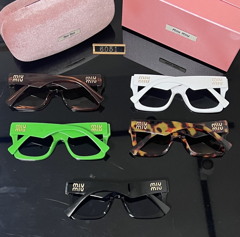 Vintage Oversized Square Sunglasses