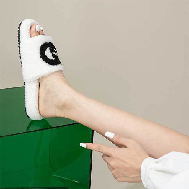 Homewear Casual Style Open Toes Fur Slippers