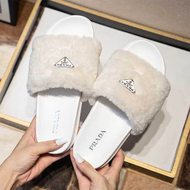 Luxury Fashion Furry Slippers Flat Shoes