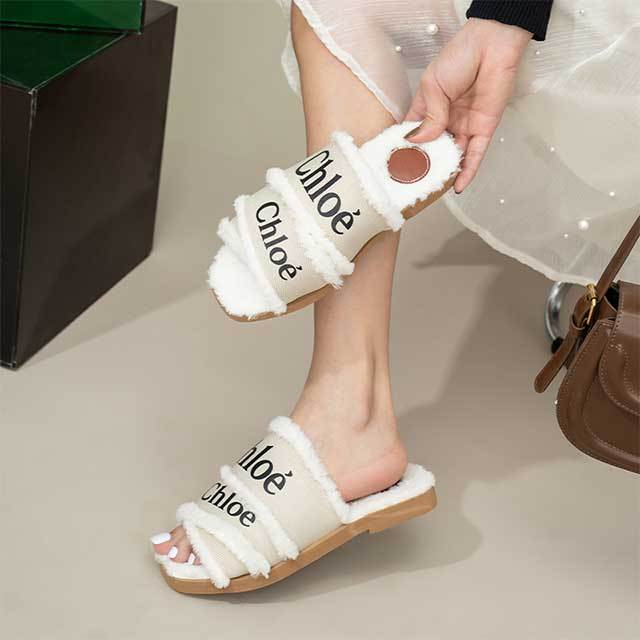 Thick-soled Square-head Fur Slippers
