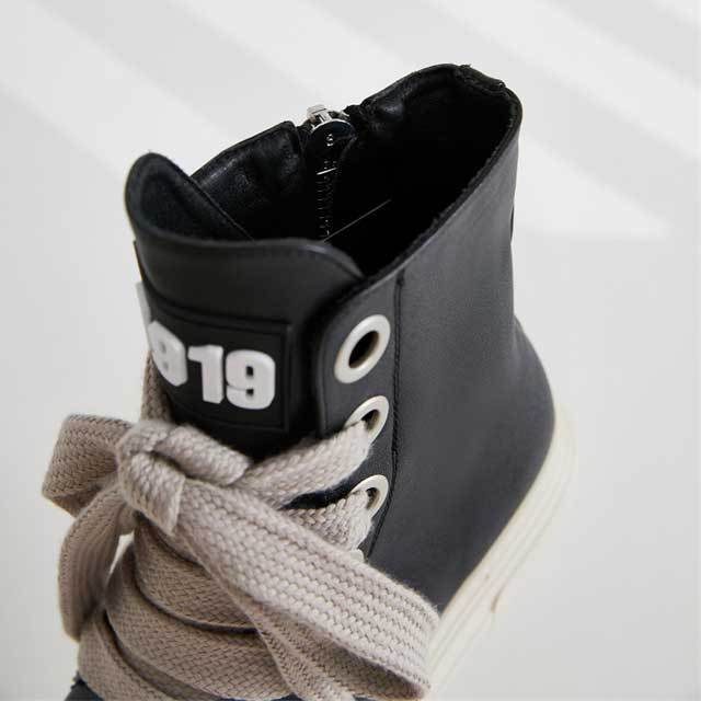 Big Lace-Up Leather Casual Sneakers