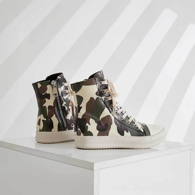 Big Lace-Up Leather Casual Sneakers