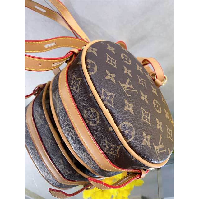 Round-Shaped Leather Crossbody Bag