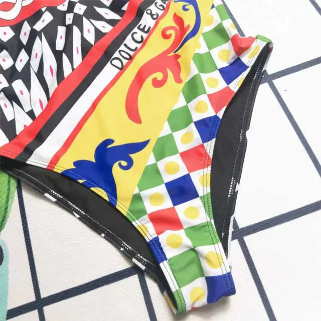 Printed Backless Fashion Swimsuit
