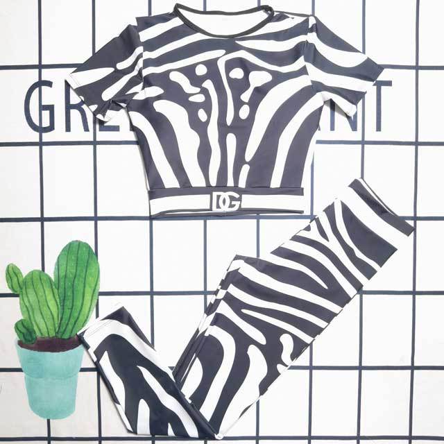 Printed Short Sleeve Jogging Suit