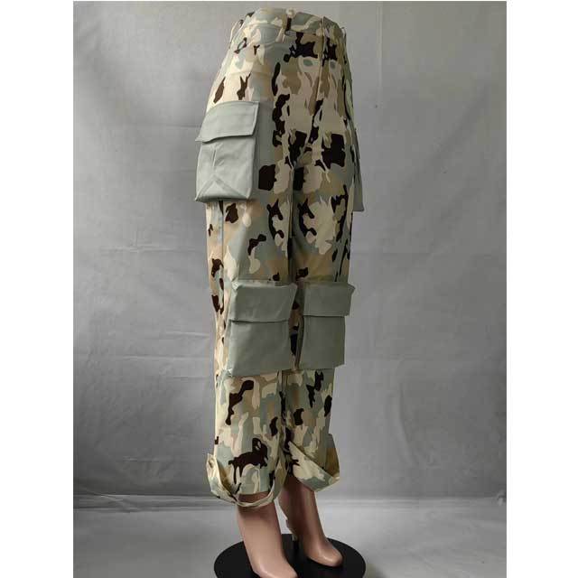 Multi Pockets Camo Cargo Pants