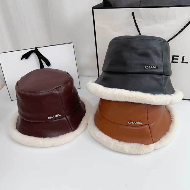 Leather Furry Bucket Hat