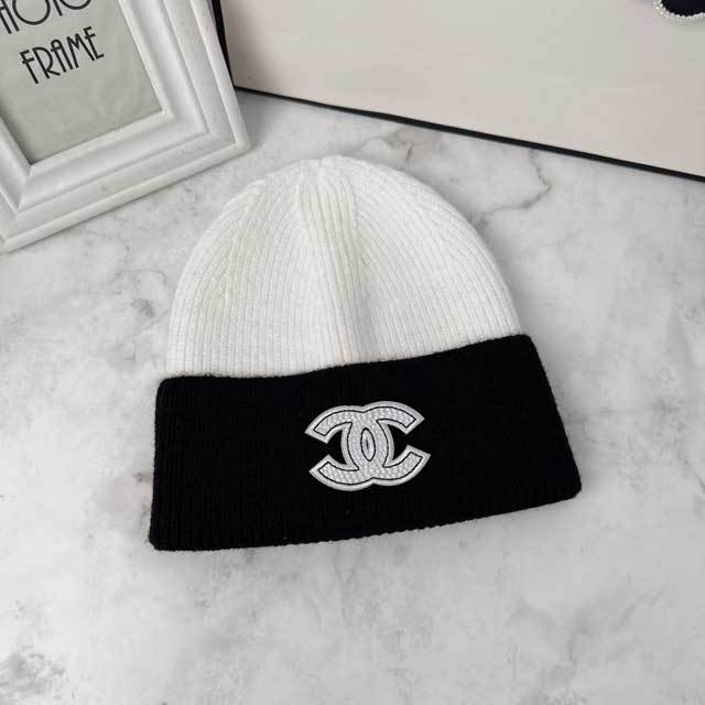 Color Block Knit Hat