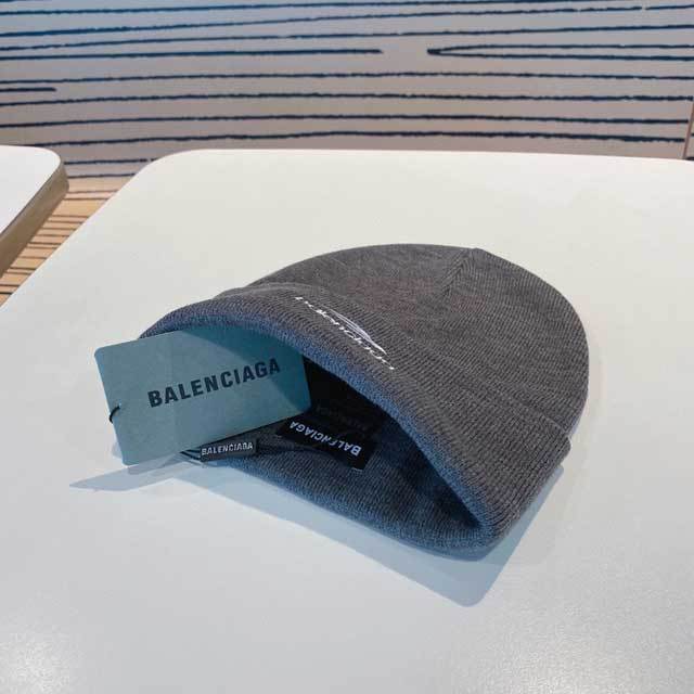 Letter Embroidery Knit Hat