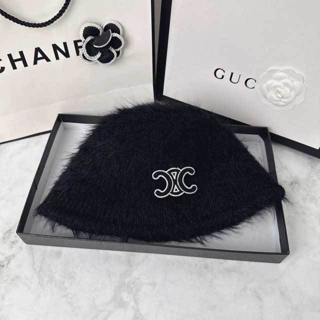 Fashion Furry Bucket Hat