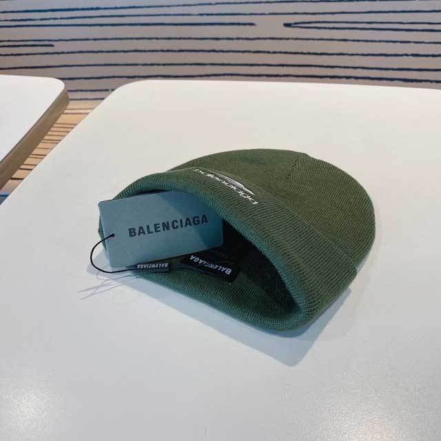 Letter Embroidery Knit Hat