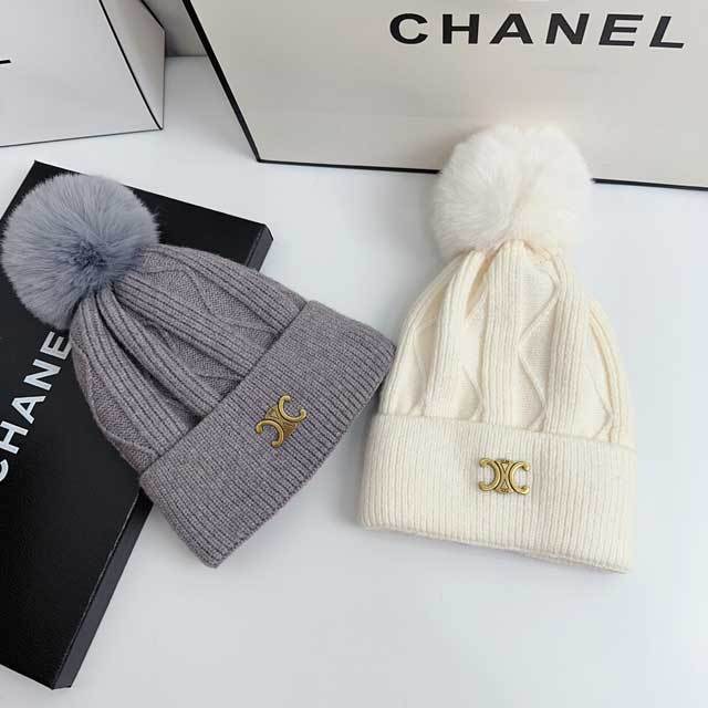 Metal Logo Winter Knit Hat