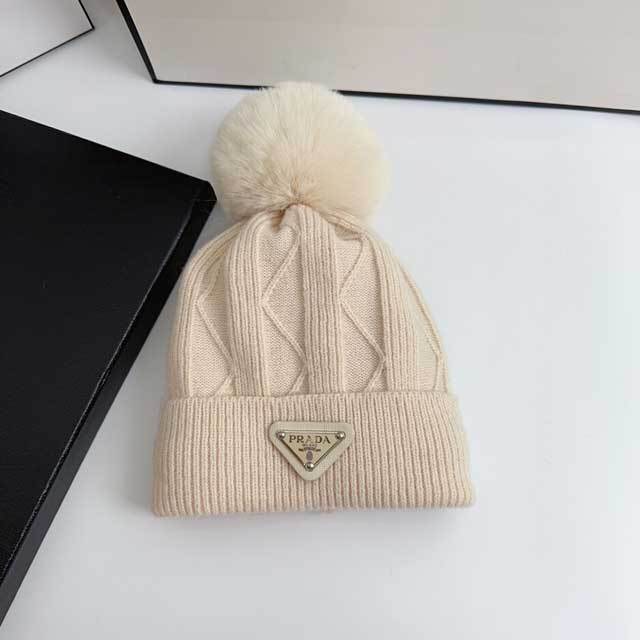 Fashion Logo Winter Knit Hat