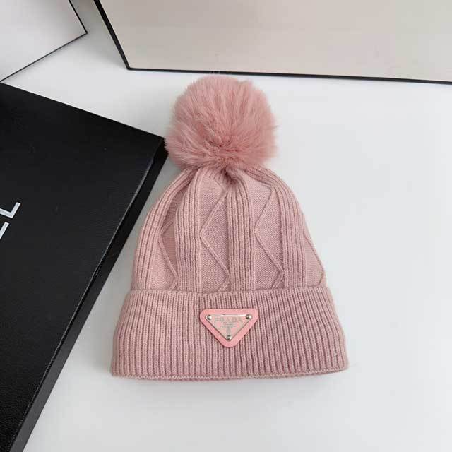 Fashion Logo Winter Knit Hat