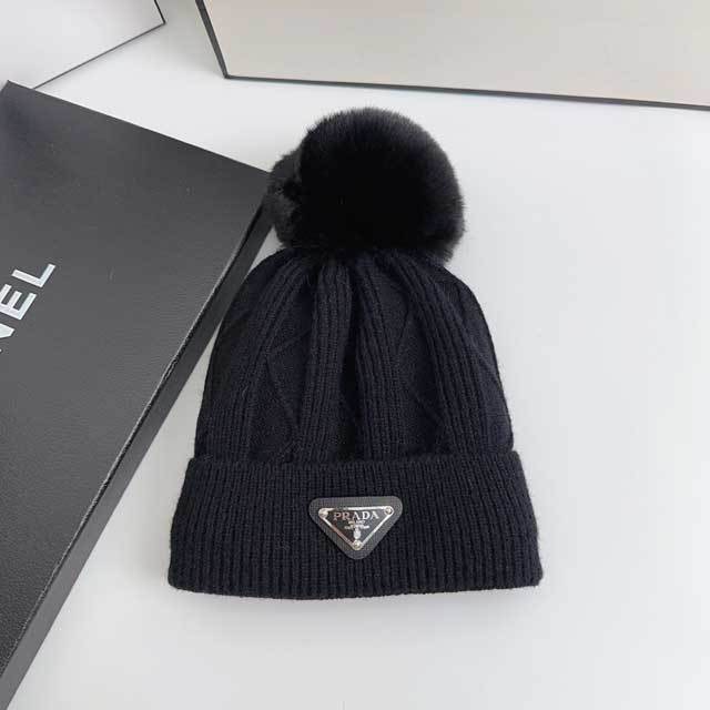 Fashion Logo Winter Knit Hat