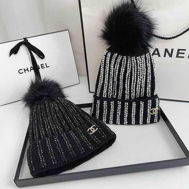 Rhinestones Fashion Knit Berets