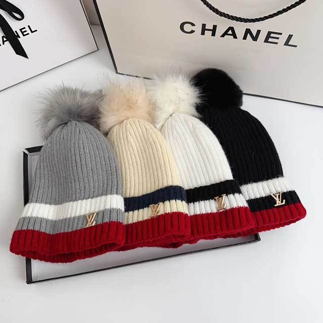 Metal Letter Color Block Knit Hat