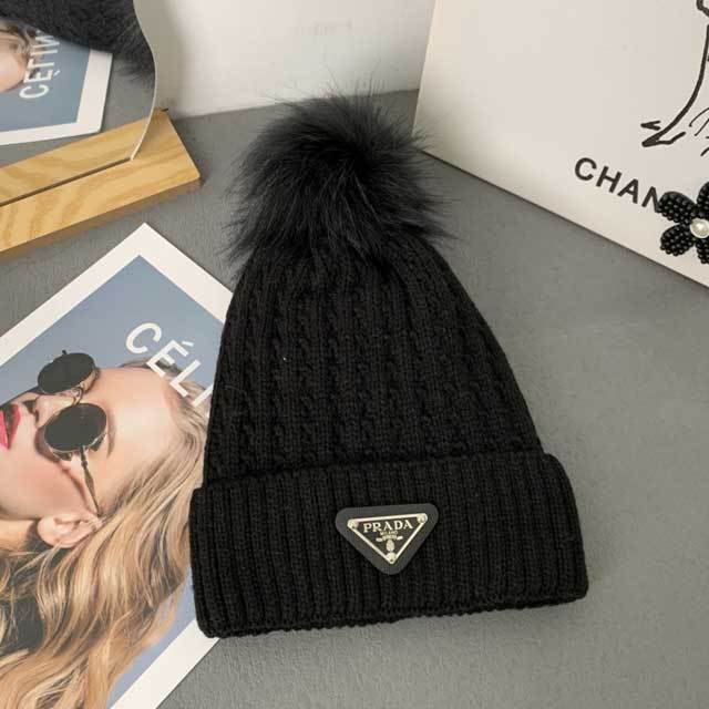 Fashion Logo Winter Knit Hat