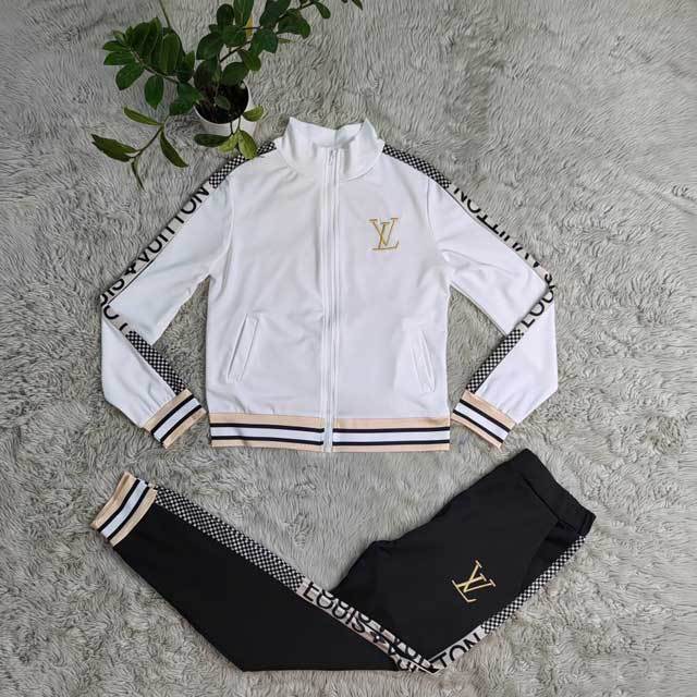 Embroidery Long Sleeve Jogging Suit