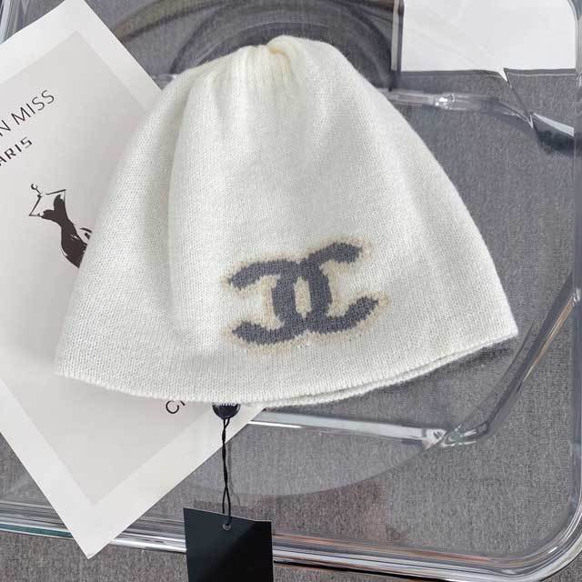 Reversible Pullover Knitted Hat