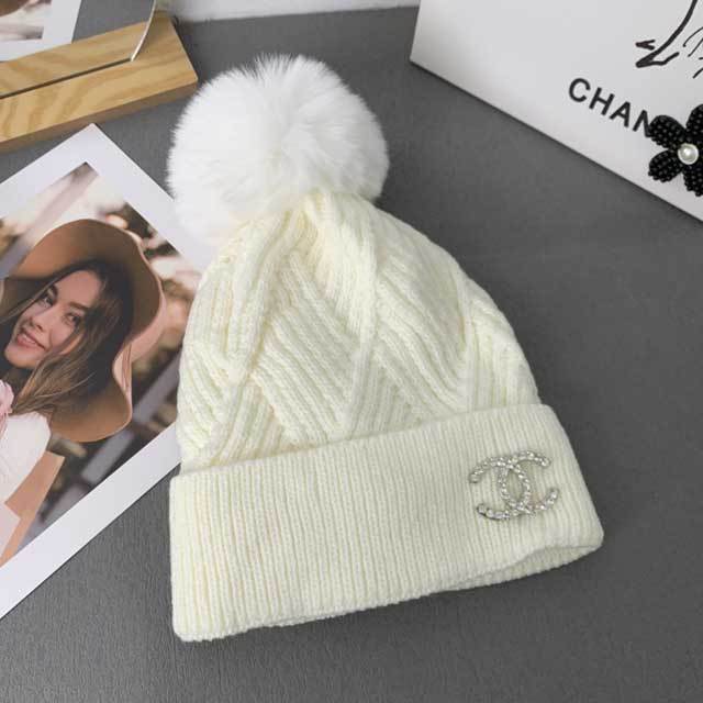 Rhinestones Fashion Knit Hat