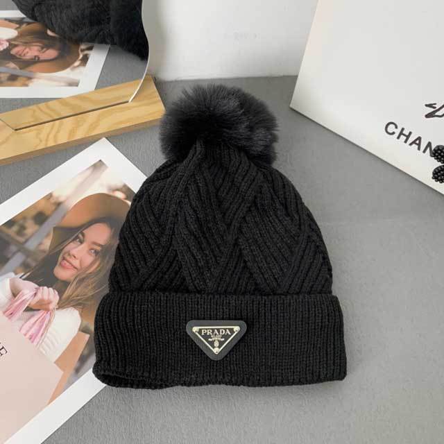 Fashion Logo Winter Knit Hat