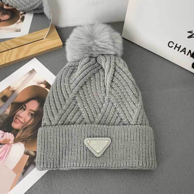 Fashion Logo Winter Knit Hat
