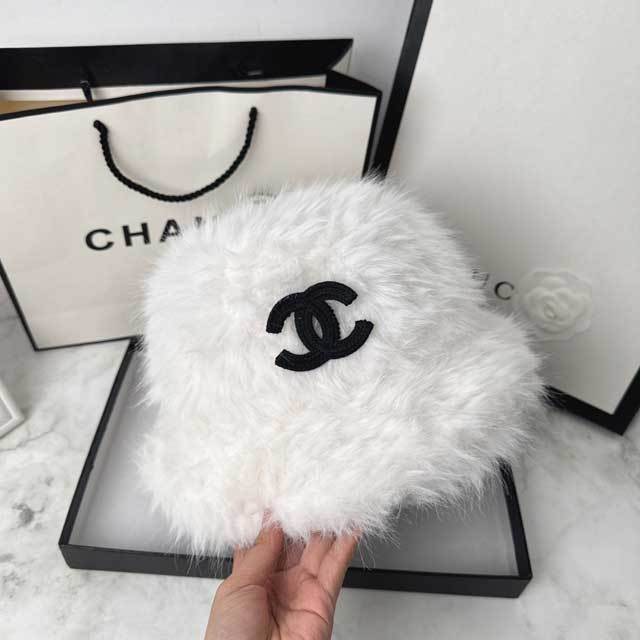Embroidery Furry Bucket Hat