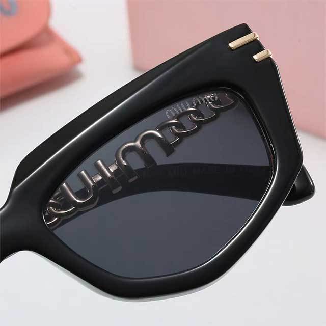 Cat Eye Shape Retro Sunglasses