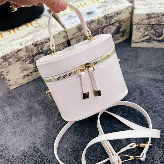 Fashion Leather Zipper Makeup Bag