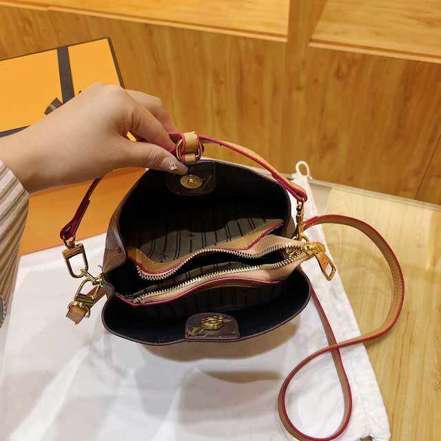 Fashion Printed Leather Crossbody Handbag