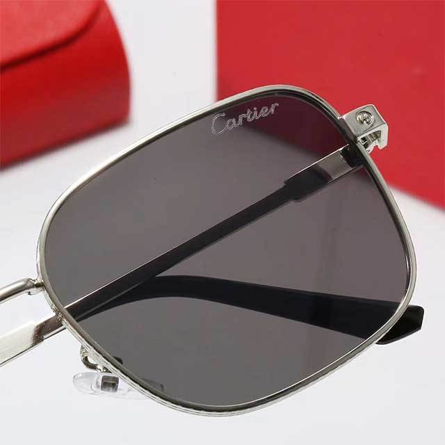 Fashionable Large Square Frame Metal Sunglasses