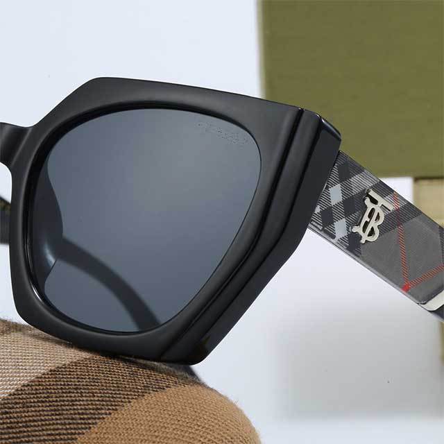 Large Square Frame Luxury Design Sunglasses