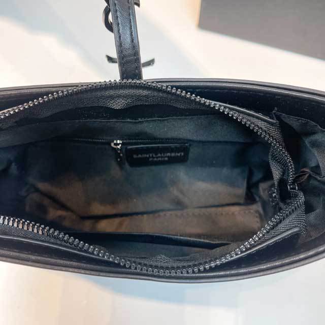 Metal Logo Fashion Leather Underarm Bag