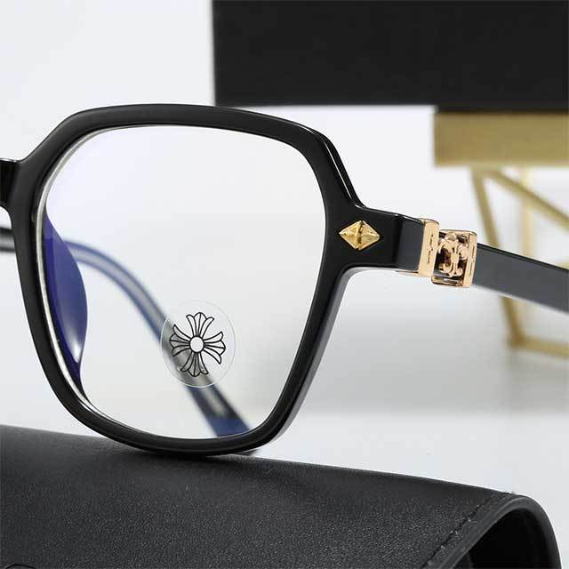 Classy Look Square Farme Clear Sunglasses