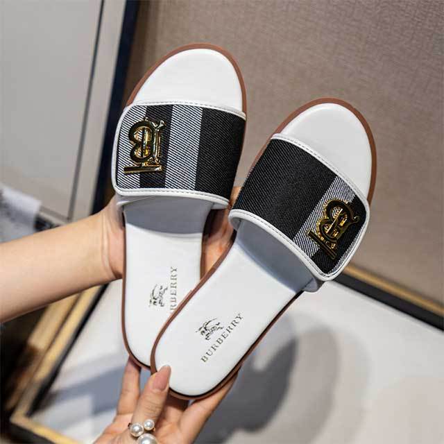 Luxe Embroidery Fashion Flat Slippers