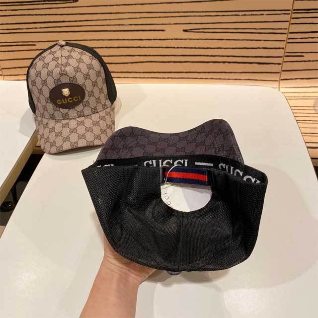 Fashion Design Striped Baseball Cap