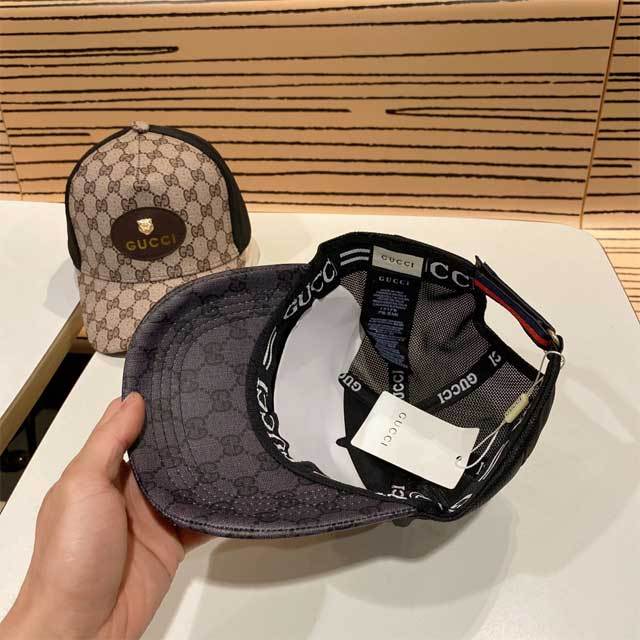Fashion Design Striped Baseball Cap
