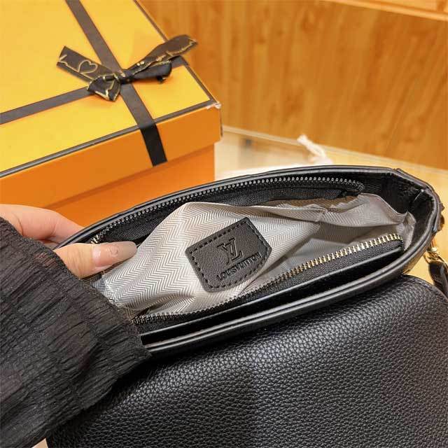 Metal Logo Leather Embossing Messenger Bag